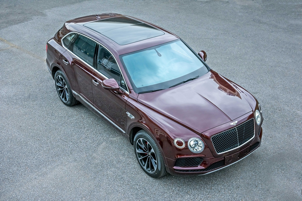 Chiếc SUV si&ecirc;u sang Bentley Bentayga V8 thứ 2 về Việt Nam được thực hiện theo chương tr&igrave;nh c&aacute; nh&acirc;n ho&aacute; Mulliner
