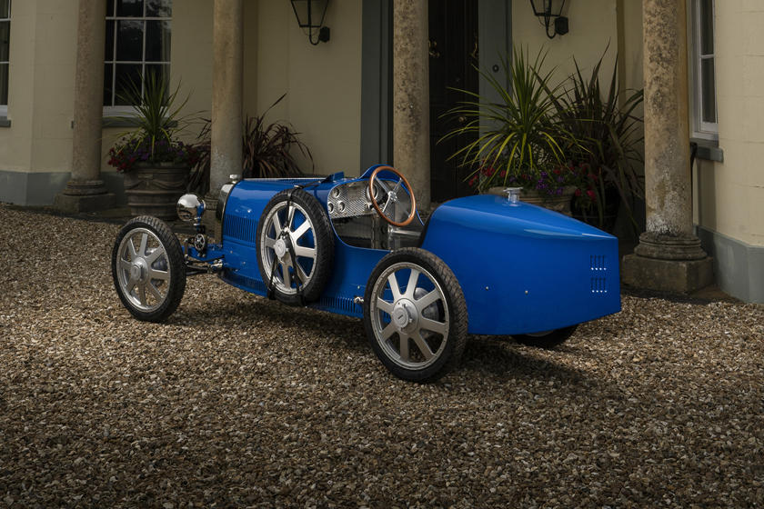 N&oacute; l&agrave; một sản phẩm mang t&iacute;nh tri &acirc;n v&agrave; kỷ niệm 110 năm thương hiệu Bugatti
