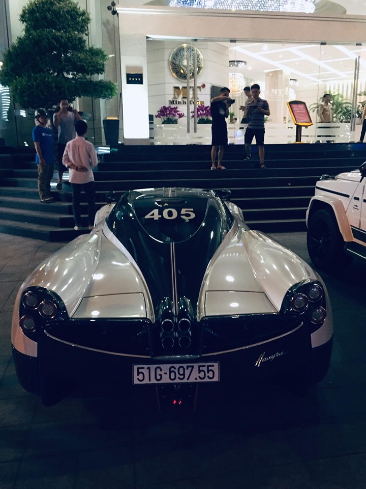 Pagani Huayra chỉ c&oacute; 100 chiếc được sản xuất tr&ecirc;n thế giới