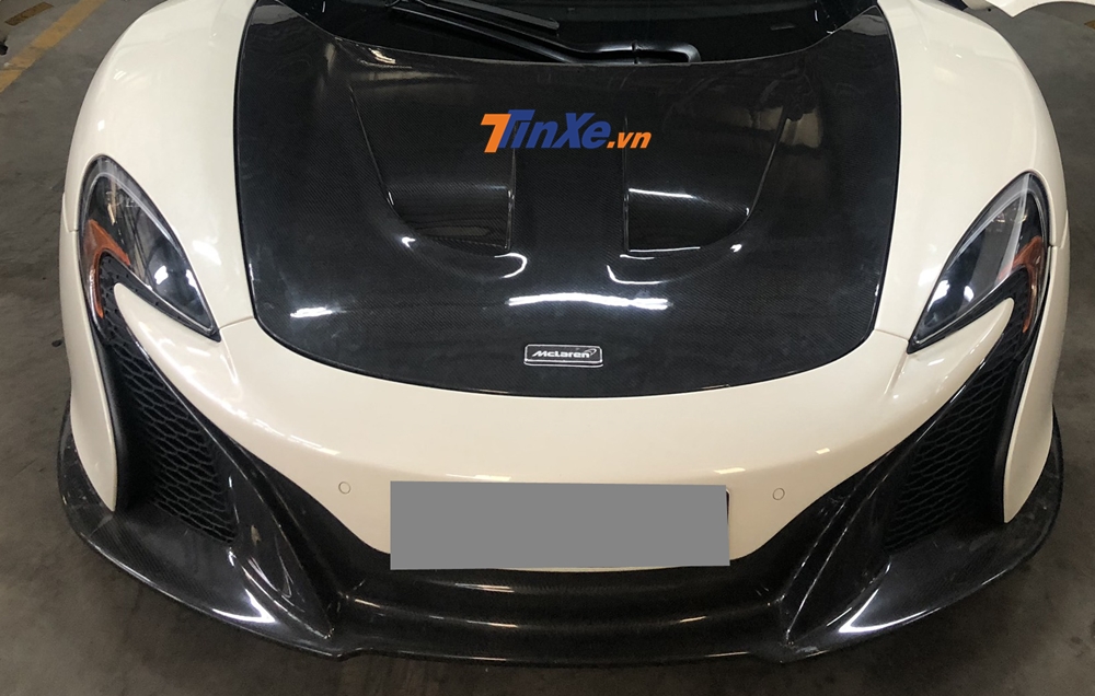 Cận cảnh đầu xe McLaren 650S Spider khi độ nắp cap&ocirc; McLaren P1