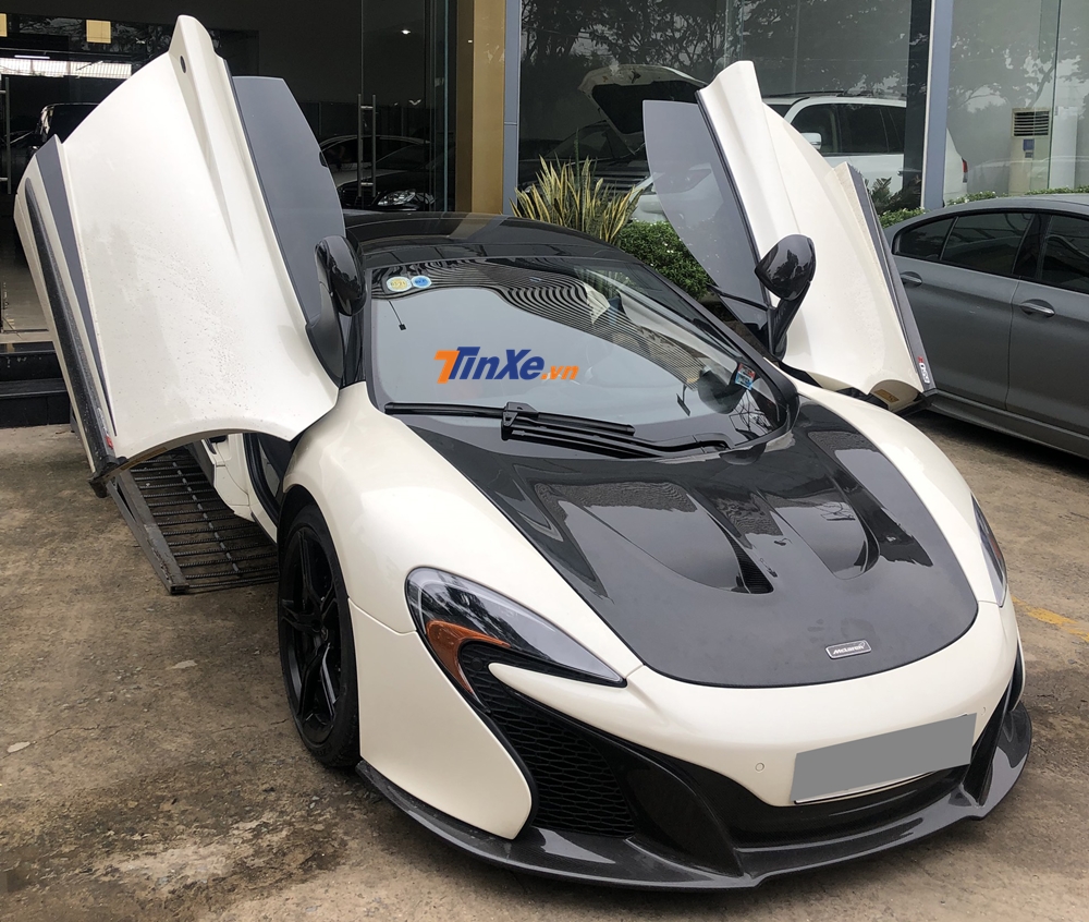 C&ograve;n đ&acirc;y l&agrave; ngoại h&igrave;nh của xe sau khi độ nắp cap&ocirc; McLaren P1