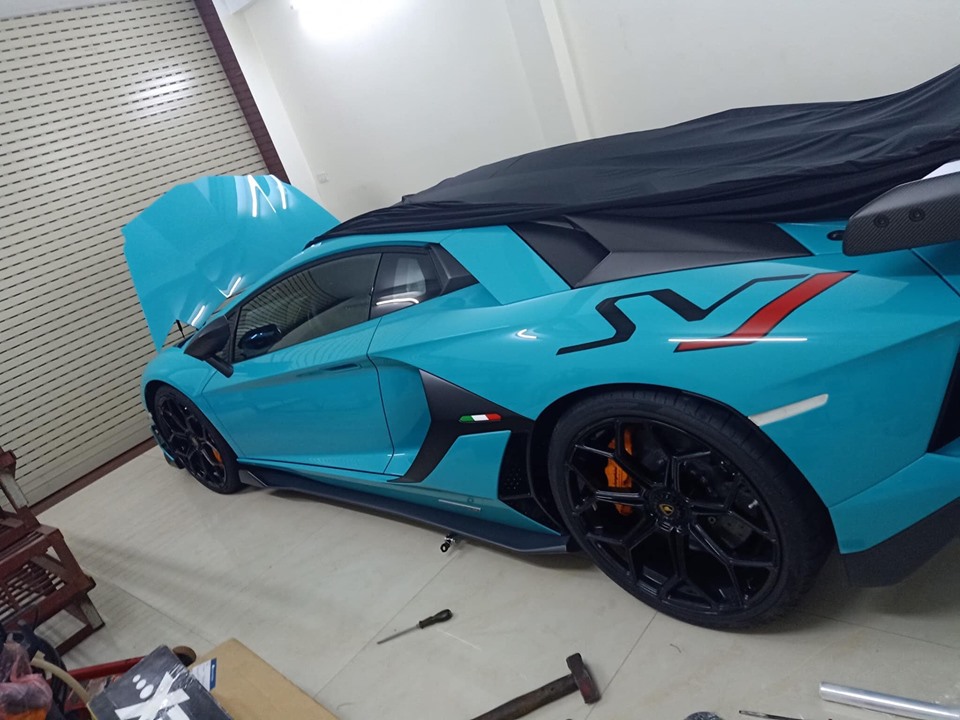 Lamborghini Aventador SVJ chỉ có 900 chiếc sản xuất trên thế giới và nhà giàu Việt đã sở hữu 1 chiếc Lamborghini Aventador SVJ chỉ có 900 chiếc sản xuất trên thế giới và nhà giàu Việt đã sở hữu 1 chiếc