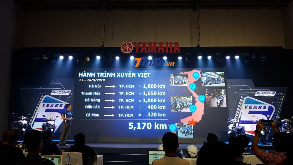 Trước đ&oacute; c&aacute;c th&agrave;nh vi&ecirc;n tham dự đ&atilde; c&oacute; h&agrave;nh tr&igrave;nh xuy&ecirc;n Việt