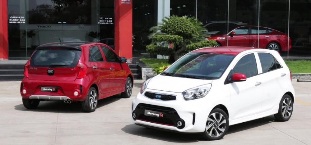 Trong 4 phi&ecirc;n bản của Kia Morning, chỉ c&oacute; duy nhất bản Standard AT được giảm gi&aacute; 10 triệu đồng trong đợt điều chỉnh gi&aacute; ni&ecirc;m yết lần n&agrave;y của THACO