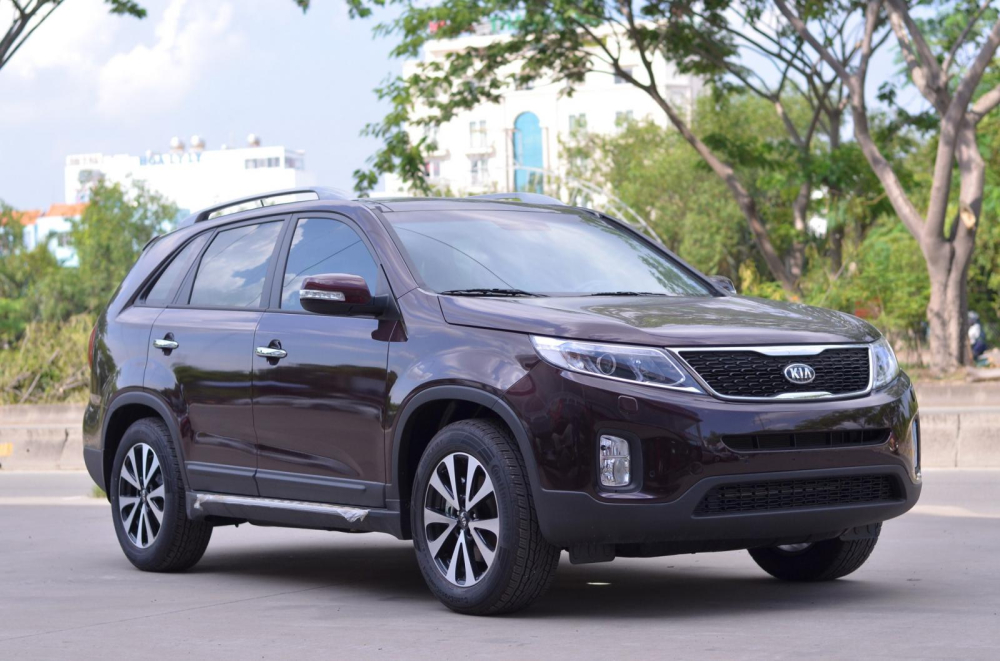 Kia Sorento được giảm 20 triệu đồng cho phi&ecirc;n bản Premium G