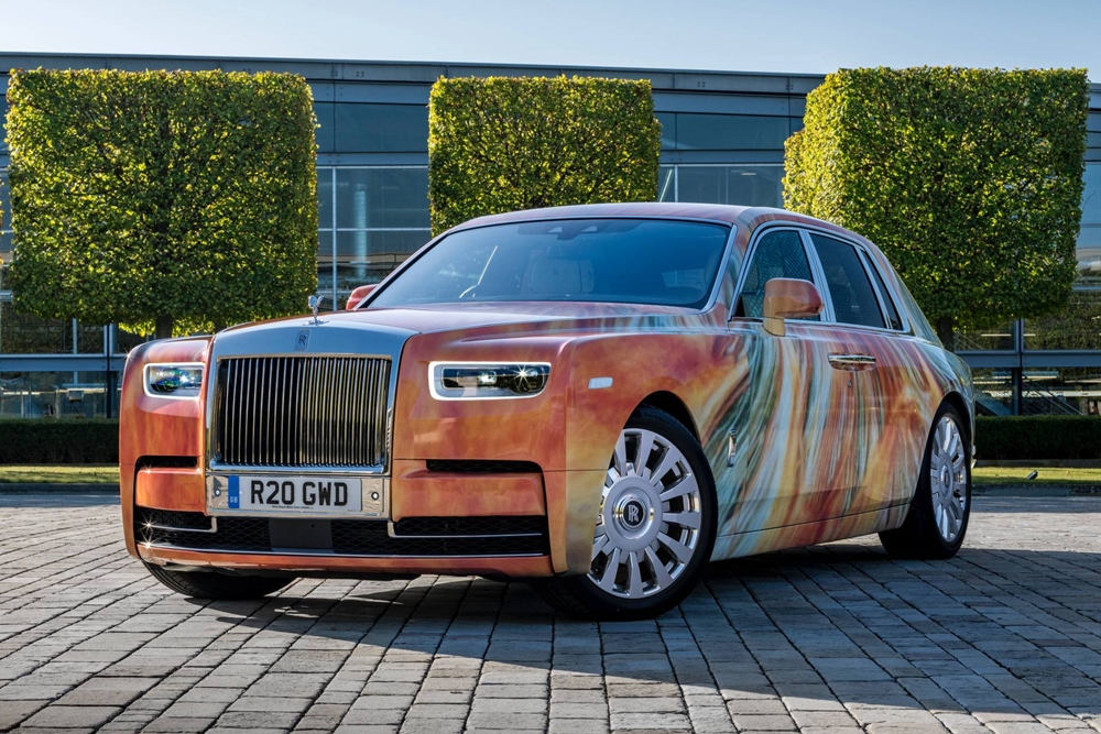 Đại gia bí mật chi hơn 1 triệu đô la để mua chiếc Rolls-Royce Phantom VIII có một không hai này