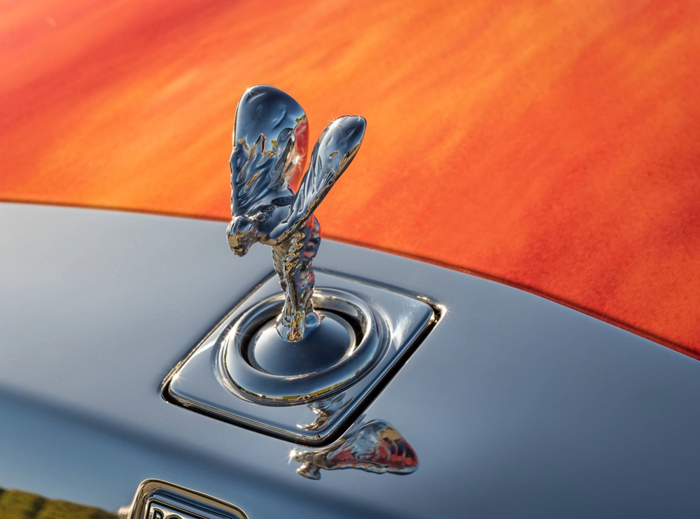 Con số này cao hơn gấp đôi so với giá của Rolls-Royce Phantom thế hệ thứ 8 tiêu chuẩn