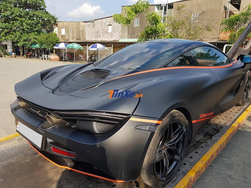 Đ&acirc;y hiện l&agrave; chiếc McLaren 720S thứ 2 c&oacute; mặt tại H&agrave; Nội
