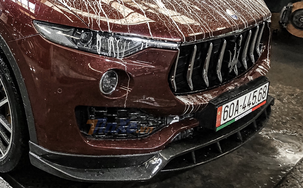 Phần đầu của Maserati Levante khi l&ecirc;n bản độ Shtorm GT của h&atilde;ng Larte Designs