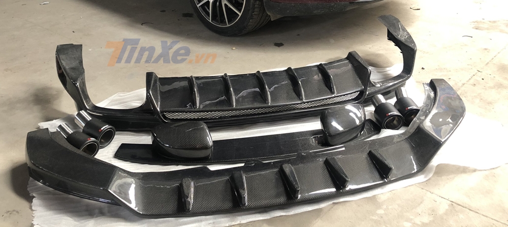C&ograve;n đ&acirc;y l&agrave; những bản độ Shtorm GT của h&atilde;ng Larte Designs tr&ecirc;n chiếc Maserati Levante m&agrave;u đỏ Rosso Rubino n&agrave;y