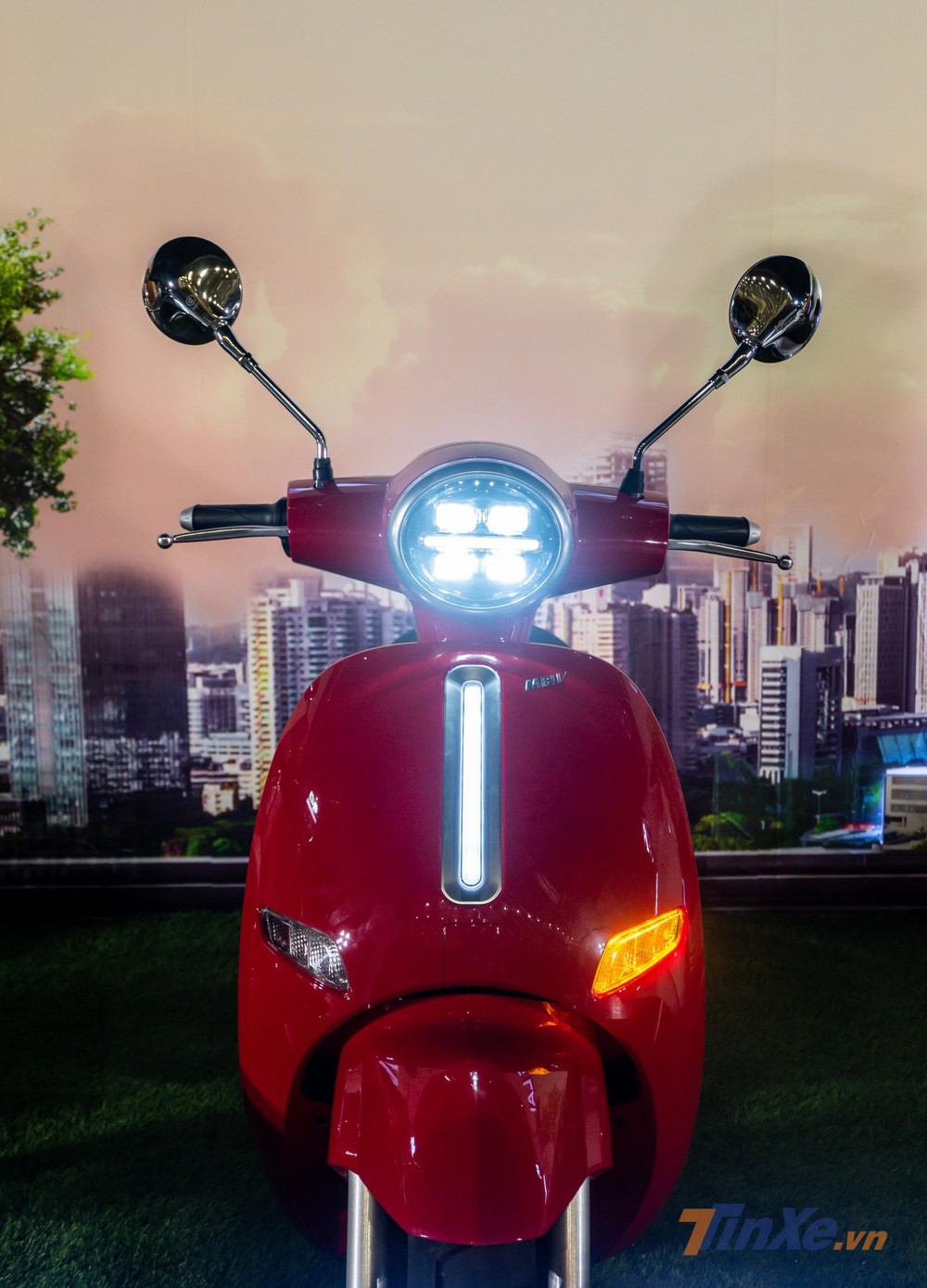 MBIGO MBI V trang bị hệ thống chiếu s&aacute;ng LED