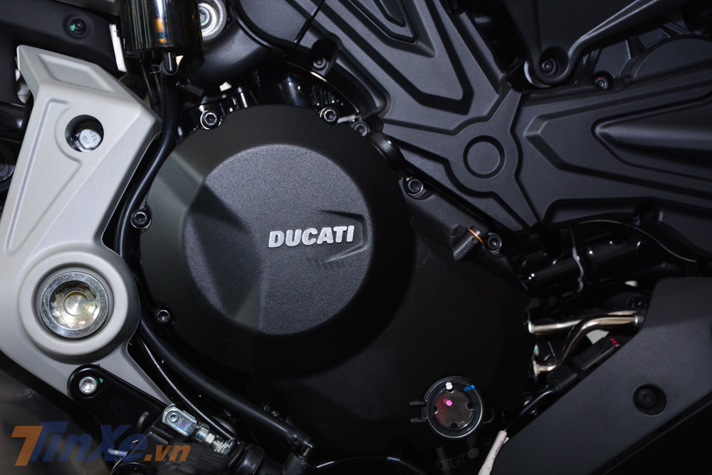 Ducati Diavel 1260 sử dụng khối động cơ Testastretta DVT 1260, L-Twin dung tích 1.262 phân khối Ducati Diavel 1260 sử dụng khối động cơ Testastretta DVT 1260, L-Twin dung tích 1.262 phân khối
