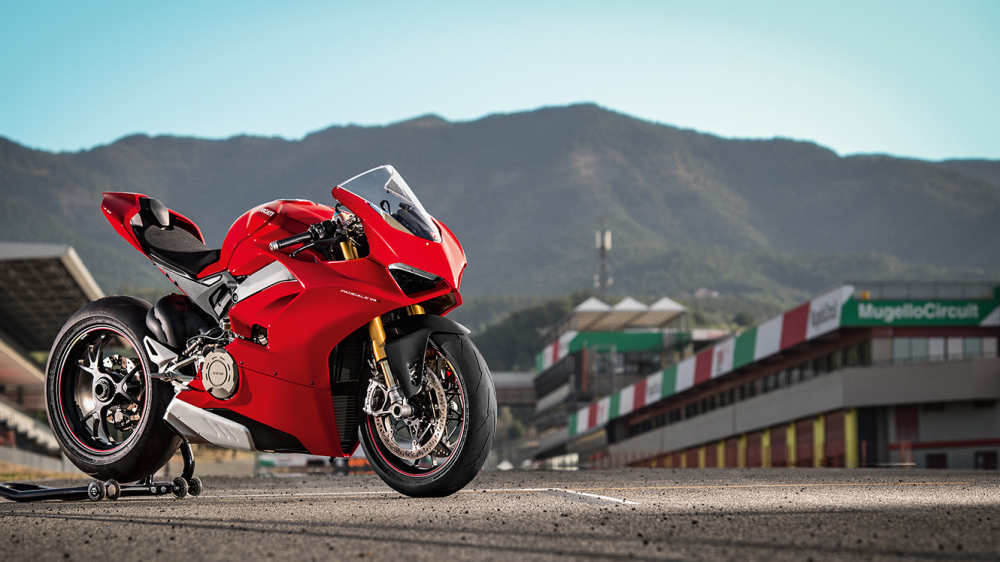 Si&ecirc;u m&ocirc; t&ocirc; Ducati Panigale V4 S
