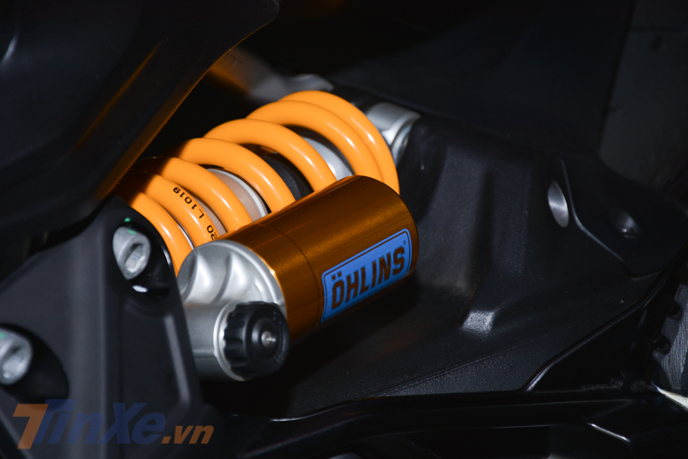 Giảm x&oacute;c sau dạng monoshock của Ohlins