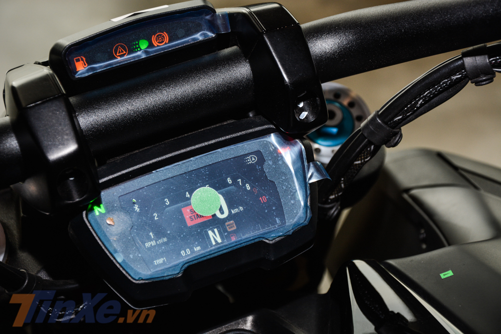Bảng đồng hồ xe Ducati Diavel 1260S 2019