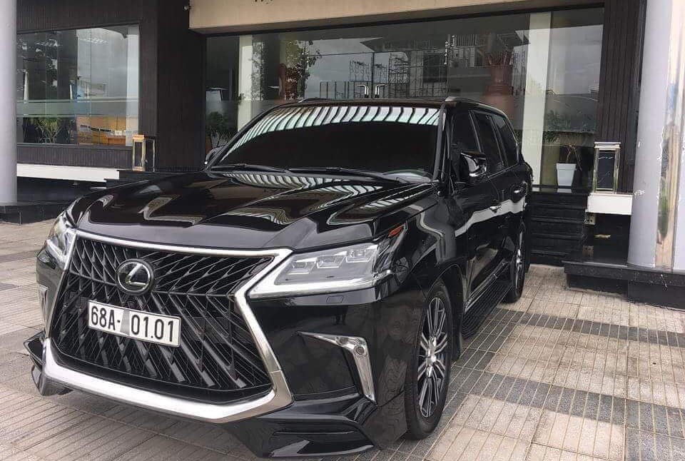 Lexus LX570 Super Sport 2018 hơn 10 tỷ đồng tại Ph&uacute; Quốc