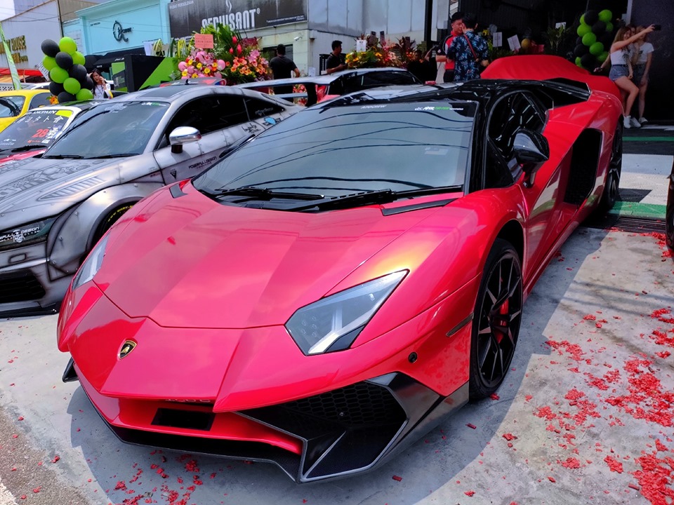 Lamborghini Aventador LP700-4 độ phi&ecirc;n bản h&agrave;ng hiếm Lamborghini Aventador LP750-4 SV