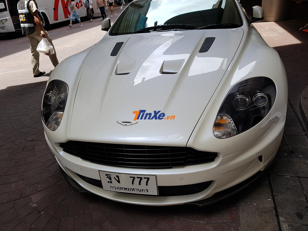 si&ecirc;u xe Aston Martin DBS tại th&aacute;i lan