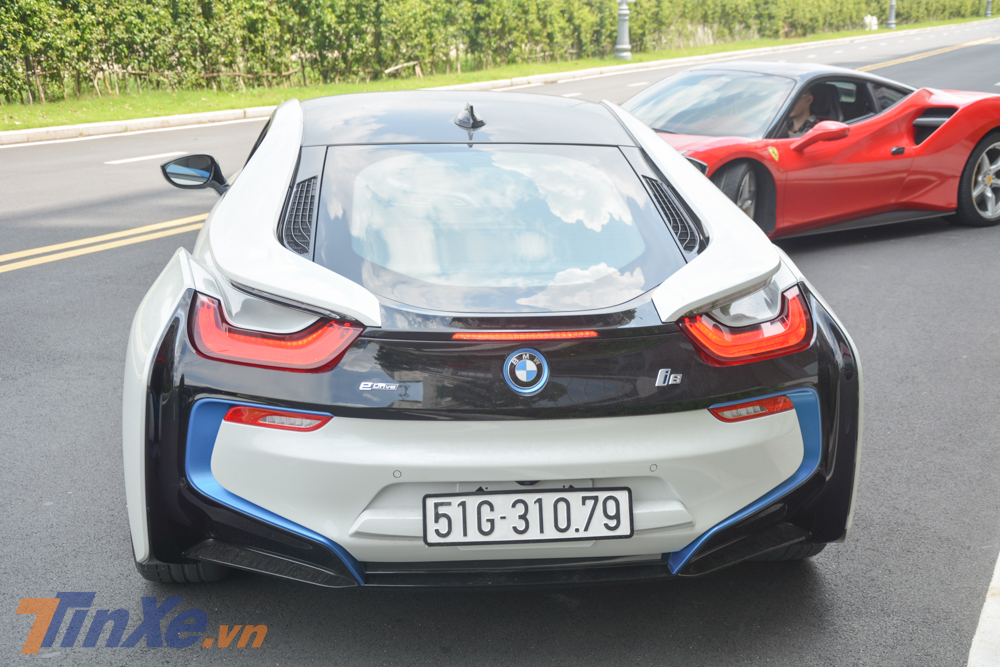 Mẫu xe thể thao BMW i8 sở hữu động cơ 3 xy lanh, dung t&iacute;ch 1.5 l&iacute;t