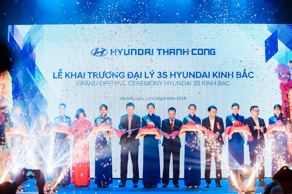 Khai trương đại l&yacute; Hyundai Truck & Bus 3S Kinh Bắc
