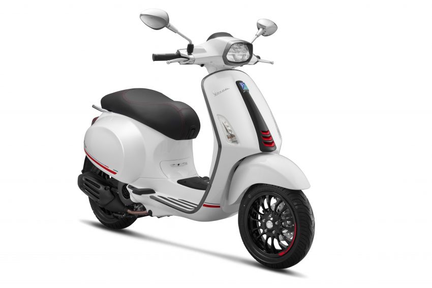Vespa Sprint Carbon 2019 m&agrave;u Trắng