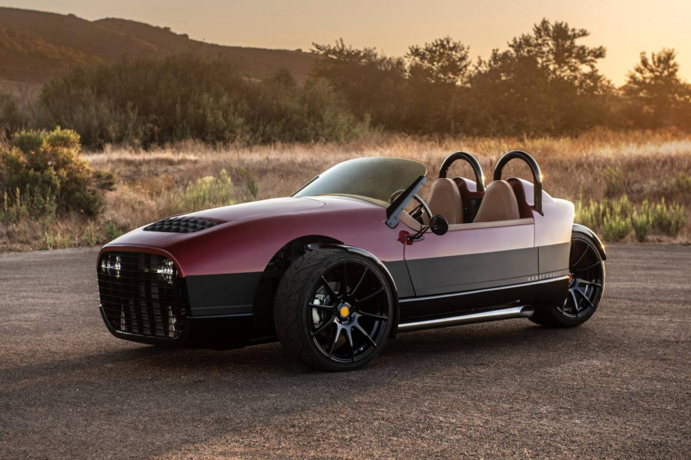 Vanderhall Carmel 2020 l&agrave; một mẫu xe 3 b&aacute;nh hiện đại v&agrave; đẹp mắt