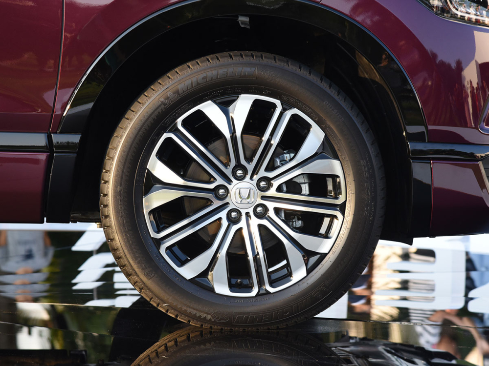 Vành la-zăng của Honda Breeze 2020 sẽ có đường kính từ 17 - 19 inch Vành la-zăng của Honda Breeze 2020 sẽ có đường kính từ 17 - 19 inch