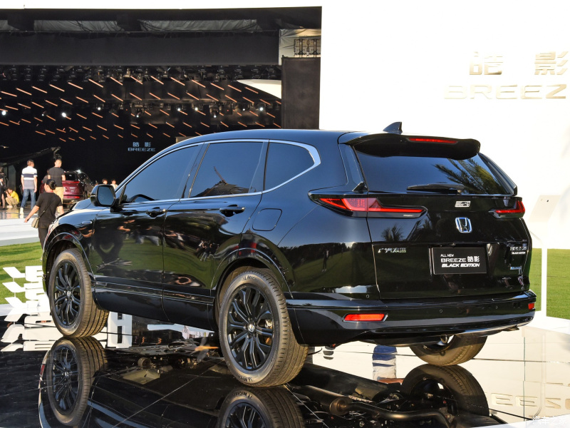 Honda Breeze 2020 phiên bản Black Edition Honda Breeze 2020 phiên bản Black Edition