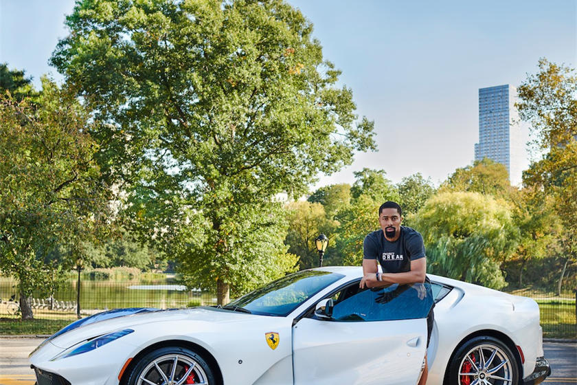 Spencer Dinwiddie cùng siêu xe Ferrari 812 Superfast với chương trình cá nhân hoá Tailor Made
