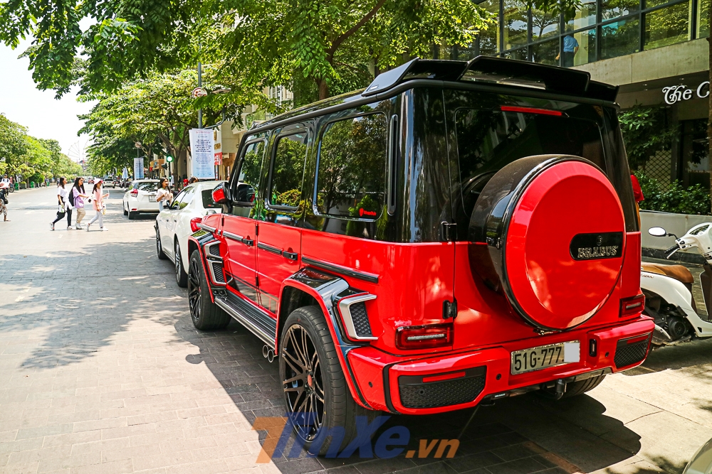 Bản độ SUV hạng sang Mercedes-AMG G63 Edition 1 lên body kit của Brabus 800 Widestar tại Sài thành có đầy đủ các chi tiết đó.