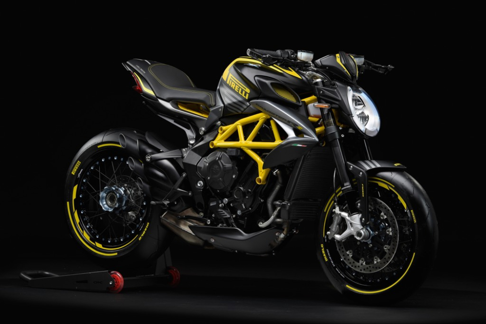 MV Agusta Dragster 800 RR Pirelli màu Đen Vàng MV Agusta Dragster 800 RR Pirelli màu Đen Vàng