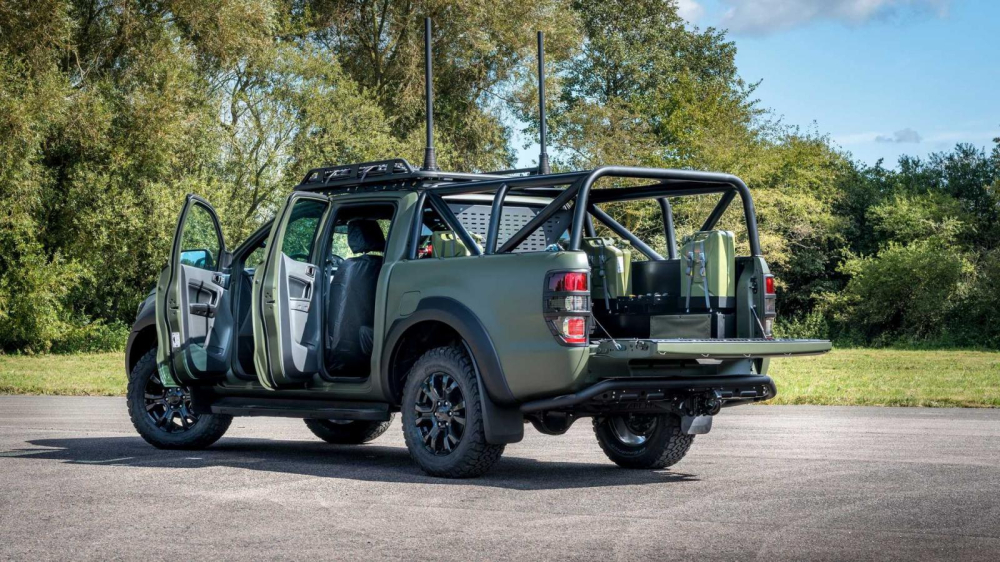 Công ty Anh Quốc đã gia cố thêm sức chống chịu đạn đạo cho Ford Ranger nguyên bản
