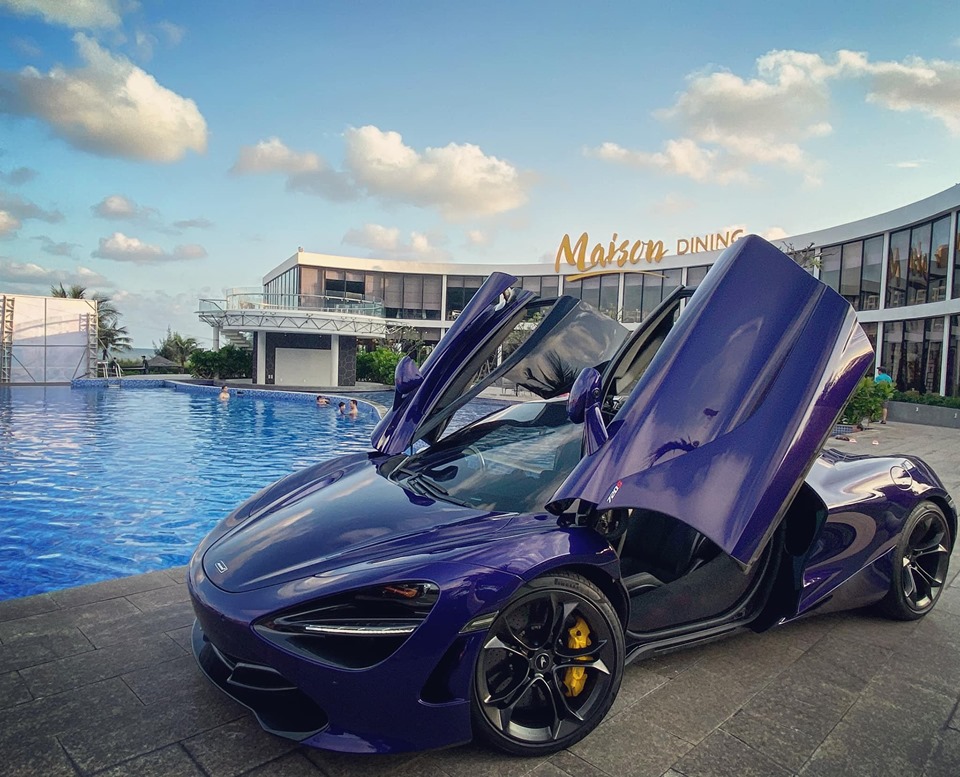 Siêu xe McLaren 720S màu tím của đội Long Hải Siêu xe McLaren 720S màu tím của đội Long Hải