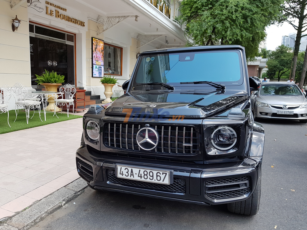 Cách đó không xa là Mercedes-AMG G63 Edition 1 của trưởng đoàn Car Passion