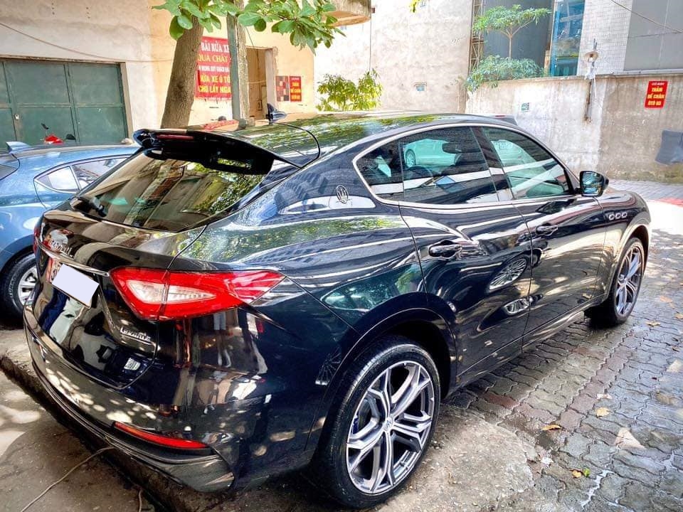 Chiếc Maserati Levante Trofeo này được nhập khẩu chính hãng