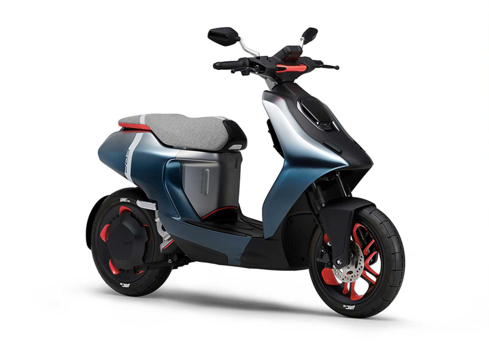 Xe máy điện Yamaha E02 mang thiết kế scooter hiện đại