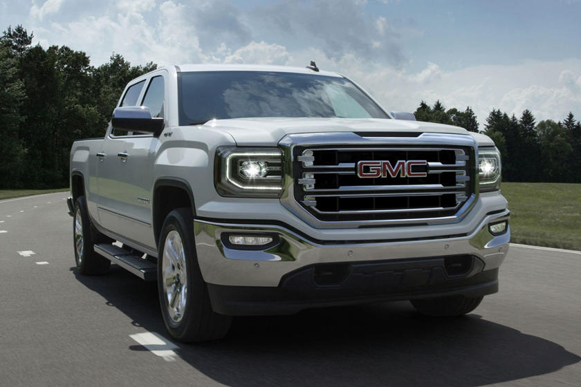 Tuy nhiên, xe bán tải vẫn là một mối lo đối với cả người sử dụng xe con lẫn SUV