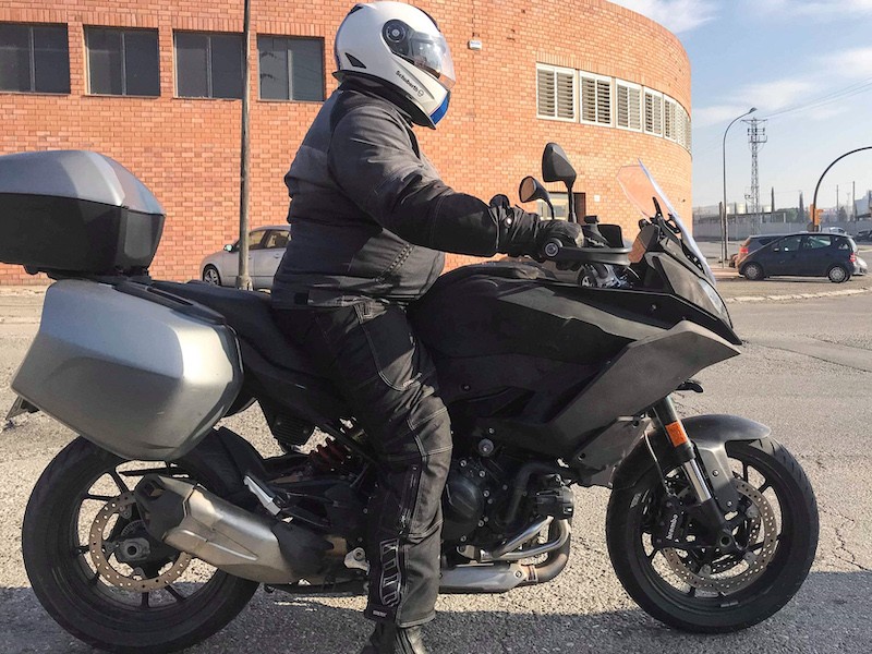 BMW F850RS được chạy thử nghiệm BMW F850RS được chạy thử nghiệm