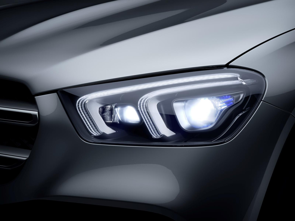 Mercedes-Benz Việt Nam sẽ ra mắt 2 mẫu SUV ho&agrave;n to&agrave;n mới tại VMS 2019