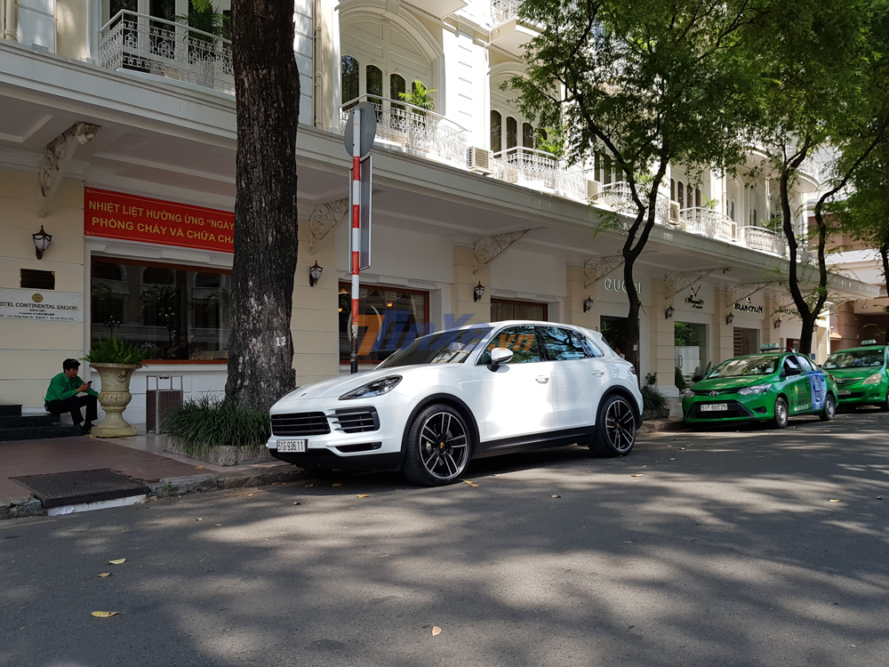 Cường Đ&ocirc;-la lại chọn l&aacute;i Porsche Cayenne S để họp mặt c&ugrave;ng đo&agrave;n Car Passion v&agrave;o cuối tuần vừa qua