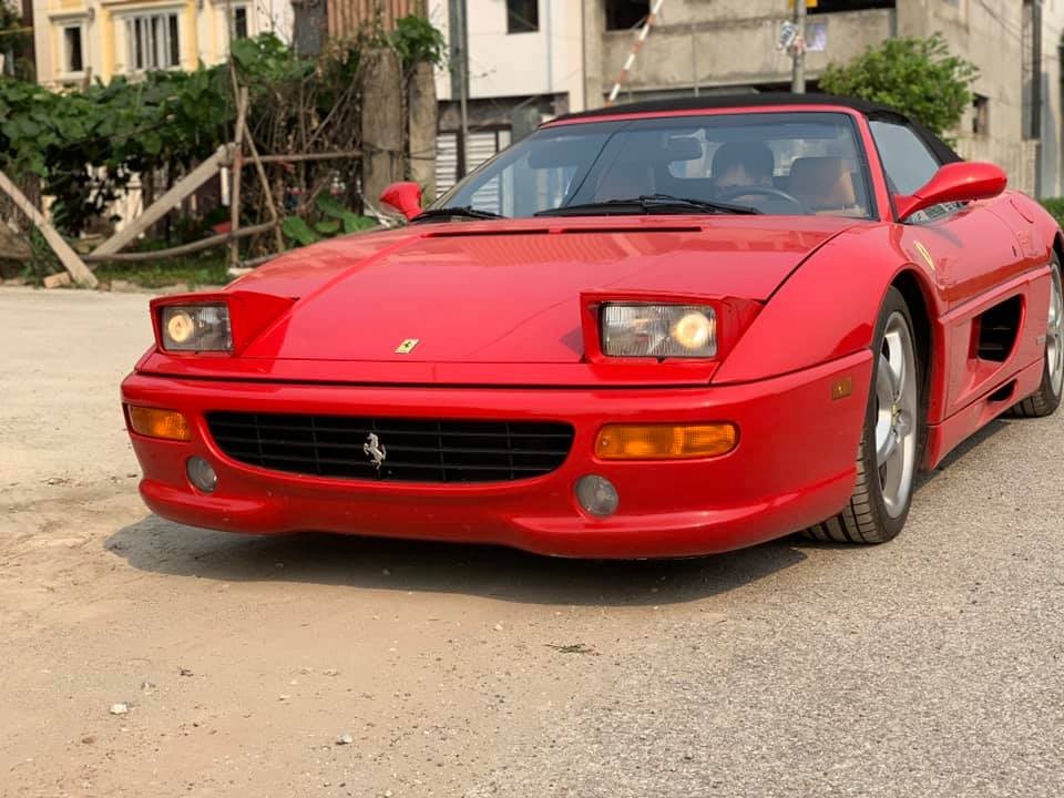 Ferrari F355 Spider độc nhất Việt Nam Ferrari F355 Spider độc nhất Việt Nam