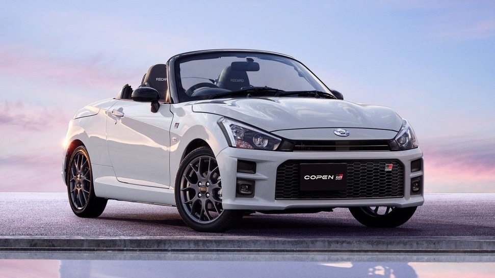 Toyota Copen GR Sport có một diện mạo rất phong cách và khác biệt