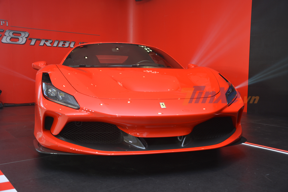 Siêu xe Ferrari F8 Tributo Siêu xe Ferrari F8 Tributo