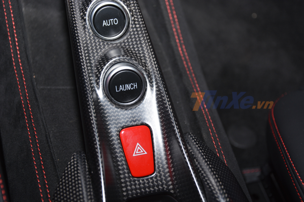 Ferrari F8 Tributo ho&agrave;n to&agrave;n mới c&oacute; khả năng tăng tốc từ vị tr&iacute; xuất ph&aacute;t l&ecirc;n 100 km/h chỉ trong thời gian 2,9 gi&acirc;y