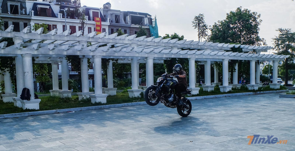 Đánh giá xe Kawasaki Z650 Đánh giá xe Kawasaki Z650
