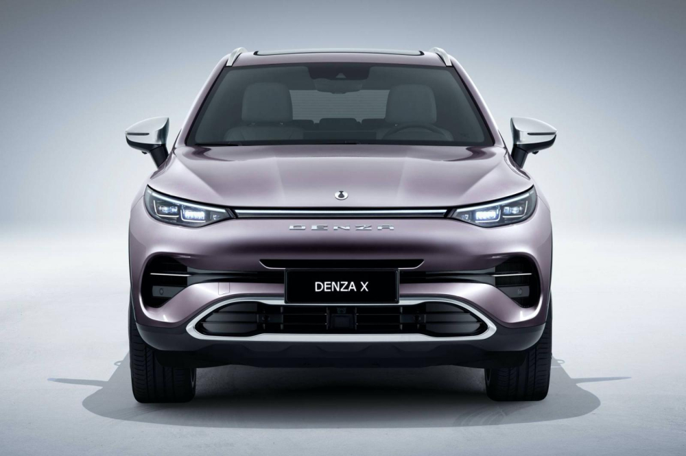 Denza X có cả phiên bản chạy điện hoàn toàn