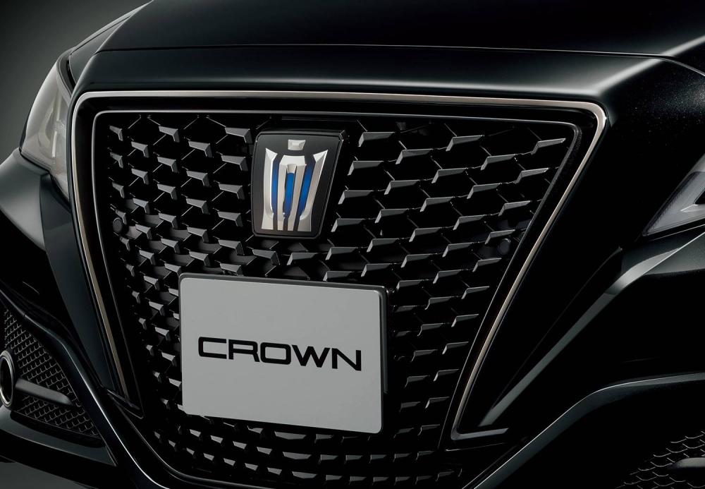 Lưới tản nhiệt màu đen của Toyota Crown Sport Style 2020 Lưới tản nhiệt màu đen của Toyota Crown Sport Style 2020