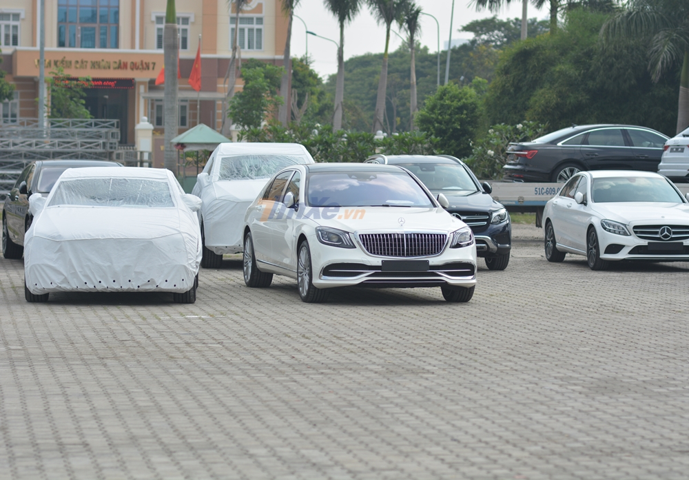 D&agrave;n xe Mercedes-Benz đổ qu&acirc;n tới triển l&atilde;m VMS 2019