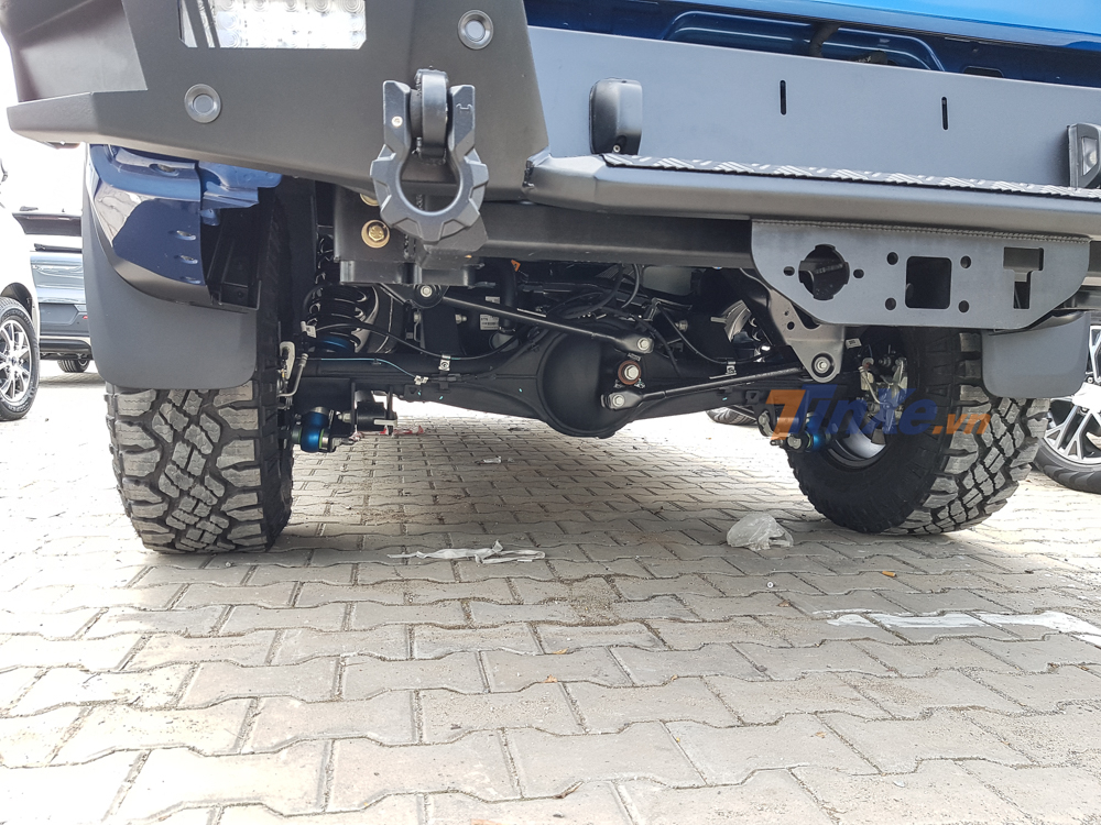 Hệ thống treo của những chiếc xe b&aacute;n tải Ford Ranger Raptor độ Hamer kh&ocirc;ng c&oacute; g&igrave; thay đổi so với bản ti&ecirc;u chuẩn