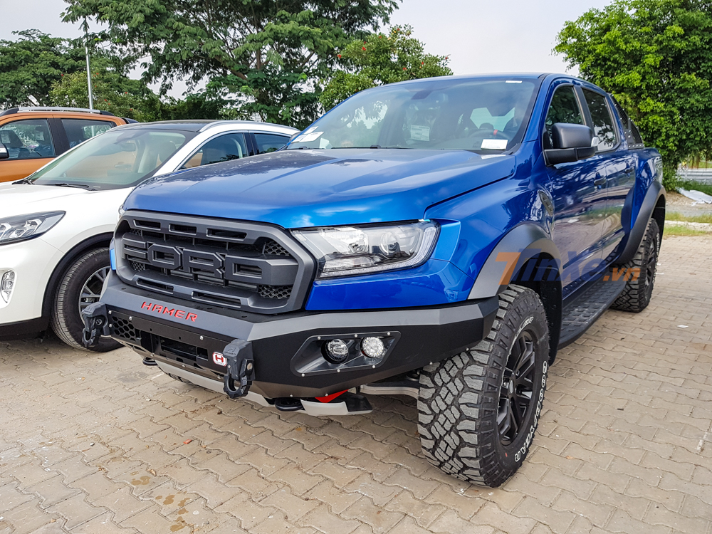 Sự c&oacute; mặt của mẫu xe b&aacute;n tải Ford Ranger Raptor độ Hamer hứa hẹn sẽ mang đến nhiều th&uacute; vị cho gian h&agrave;ng Ford tại triển l&atilde;m VMS 2019 diễn ra v&agrave;o s&aacute;ng ng&agrave;y mai